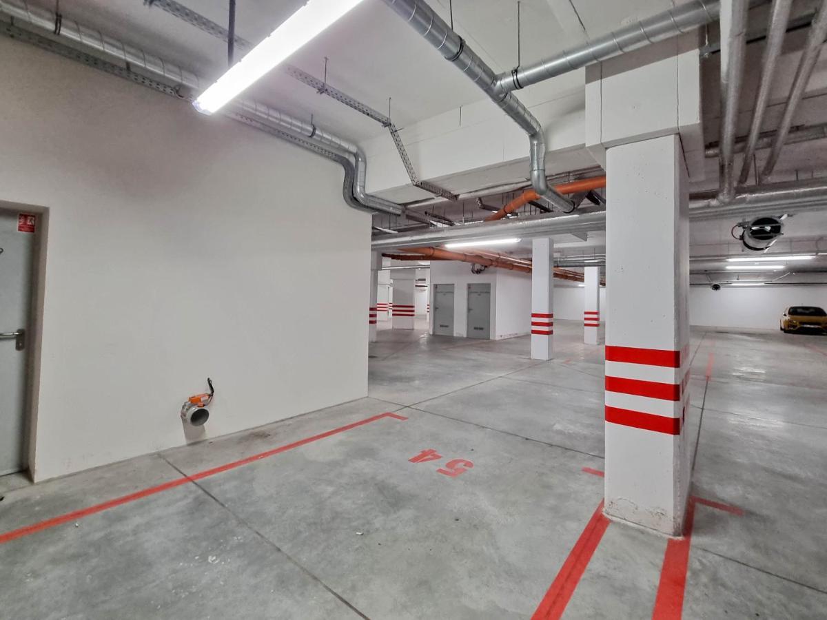 Апартаменты Visit Baltic - Sun Towers -2 Sypialnie - Parking Inklusive Свиноуйсьце Экстерьер фото