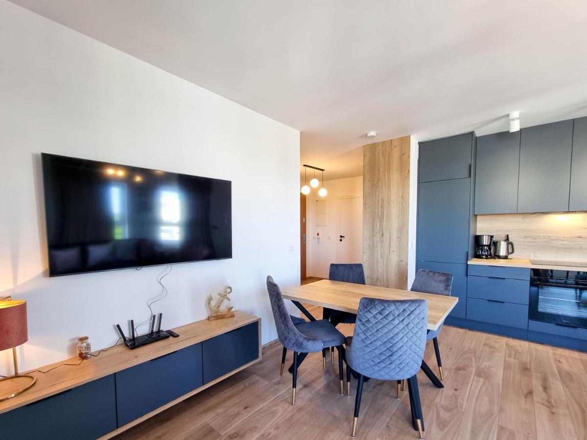 Апартаменты Visit Baltic - Sun Towers -2 Sypialnie - Parking Inklusive Свиноуйсьце Экстерьер фото